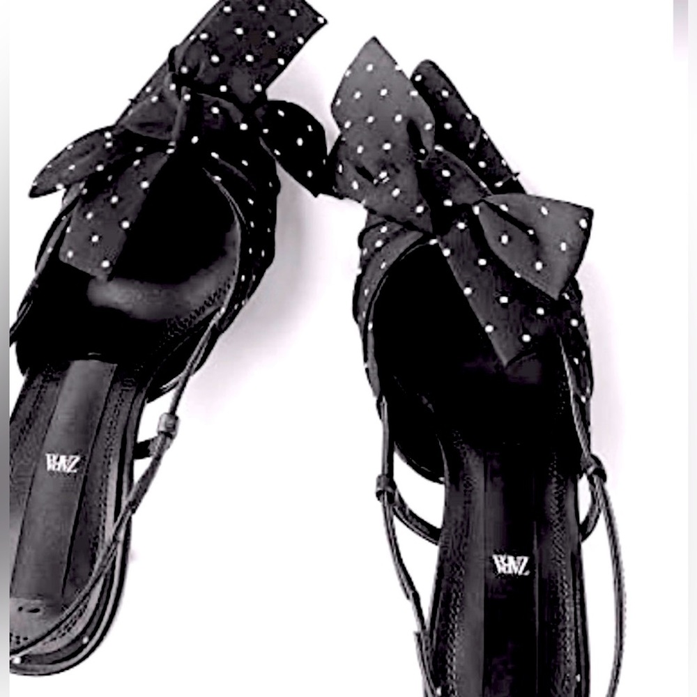 👸🏻HP👸🏻 Zara Slingback Kitten Heels, size 38
